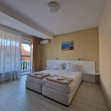 Exotic Гостевой дом 3*