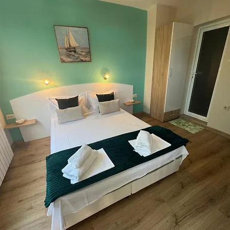 Exotic 3*